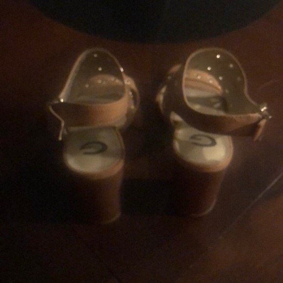 Shoes - Picture 3 of 3